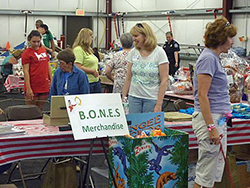 Fun at the 11th Annual B.O.N.E.S. Beagle Bash!