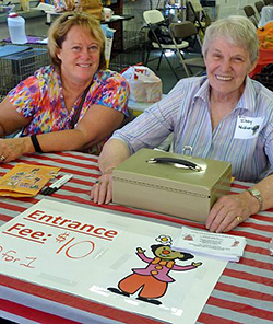 Fun at the 11th Annual B.O.N.E.S. Beagle Bash!